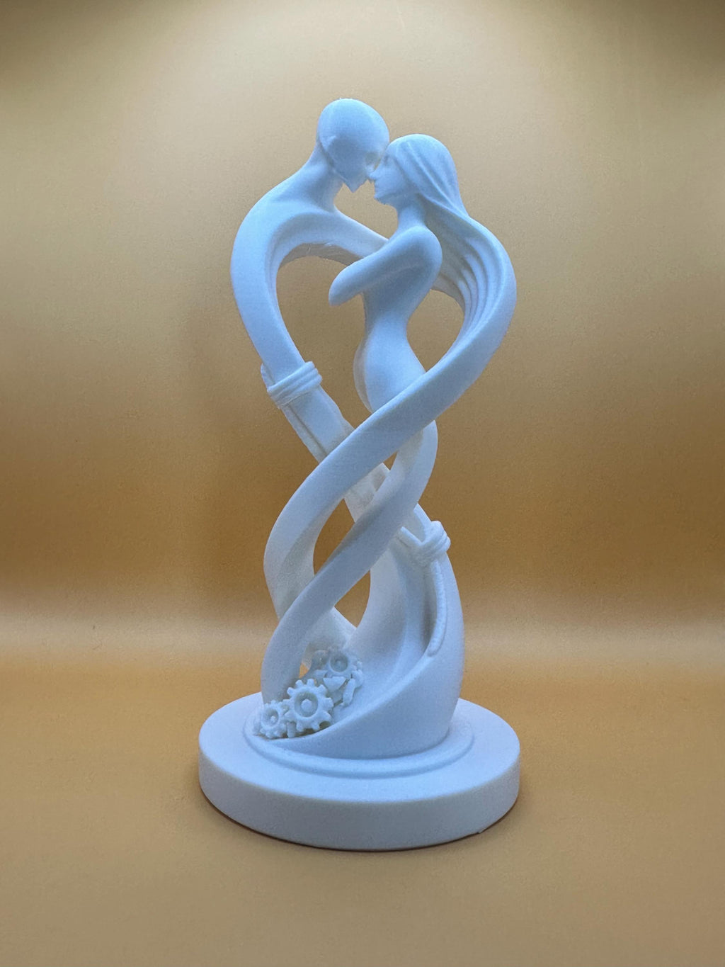Statue couple enlacé – Sculpture romantique minimaliste – vue 3