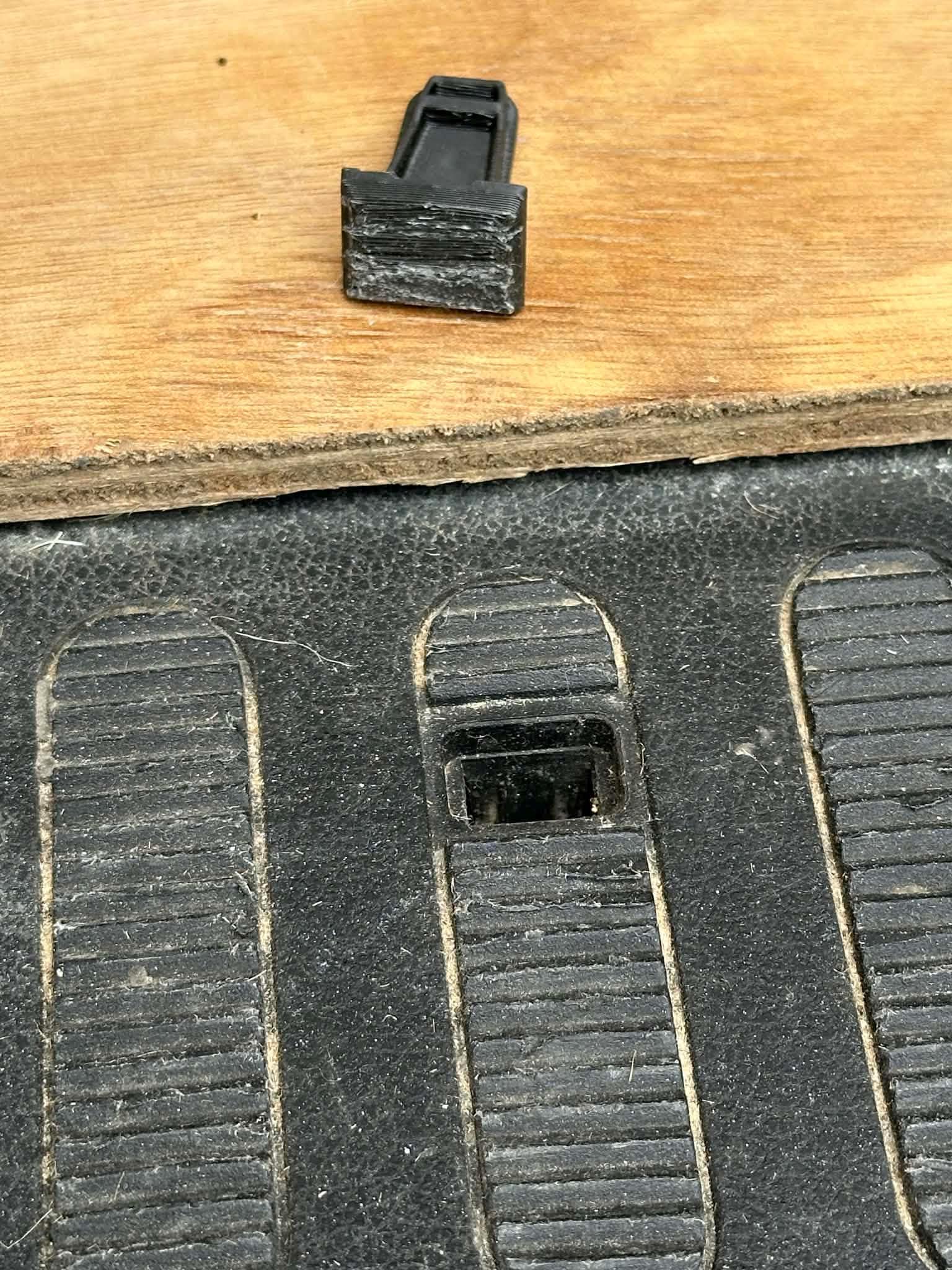 Insert marche arrière compatible Renault Master L2H2 – Cache noir 3D