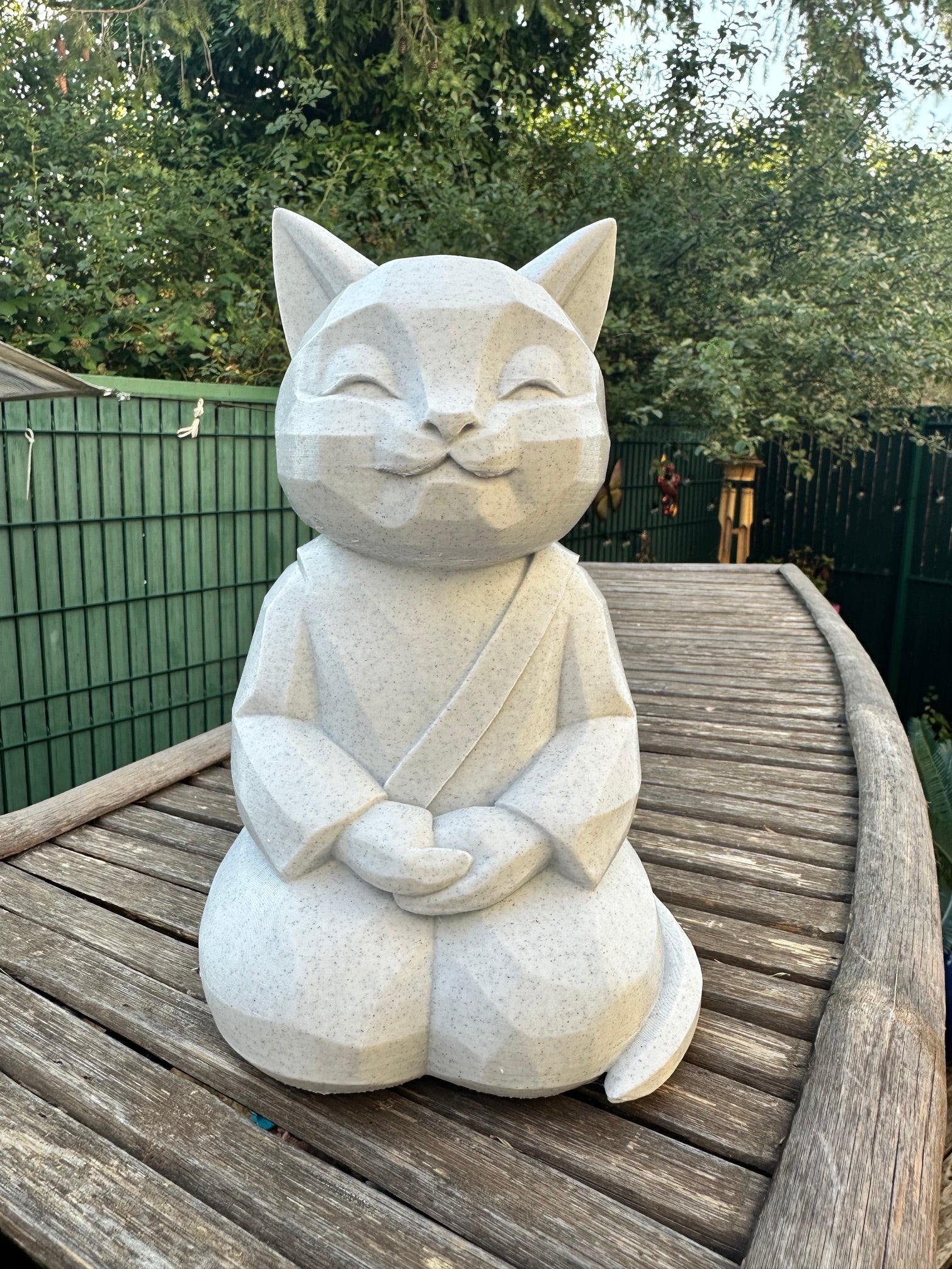 Chat Zen Méditation Low Poly – Décoration intérieure et extérieure